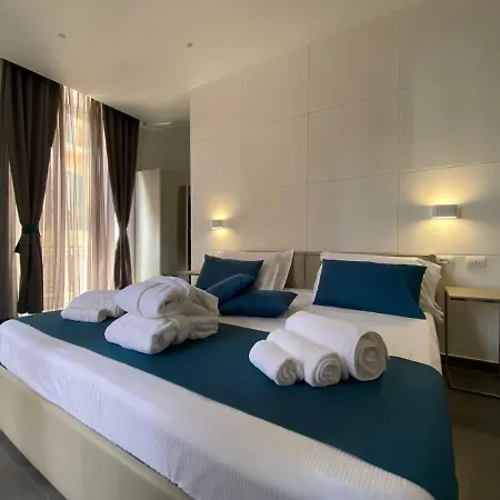 Megaris Luxury Suite Rooms Naples Extérieur photo